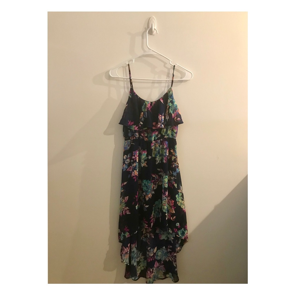 Flowy Floral Low to High Dress!